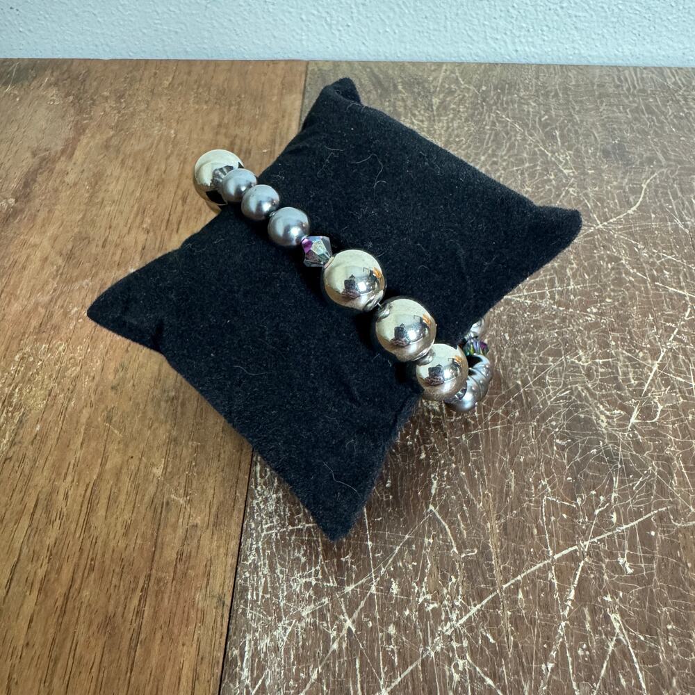 Artisan Made Hematite & Silver Tone Beaded 8 inch‎ Bracelet